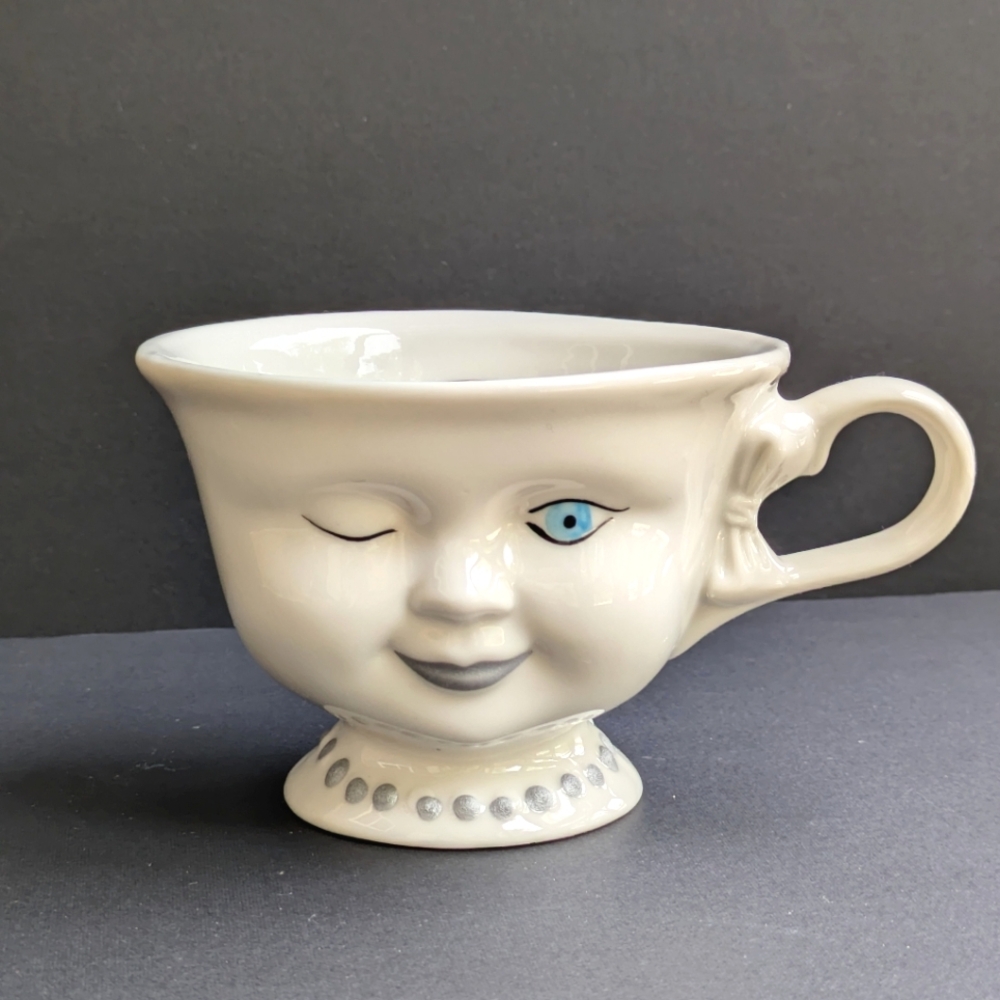 Vintage Baileys Winking Eye Face Footed Teacup Mug Helen Hunt